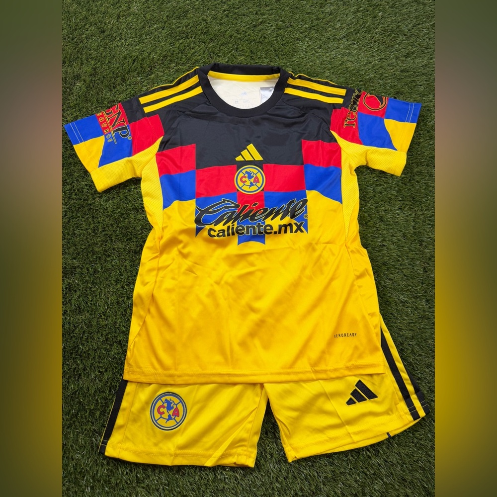Club America Kids Kit